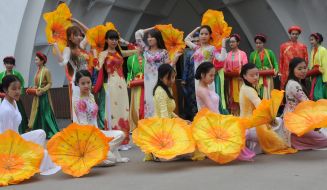 The participants of the carnival of cultures