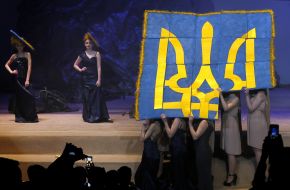Record "greatest emblem of Ukraine of hair"
