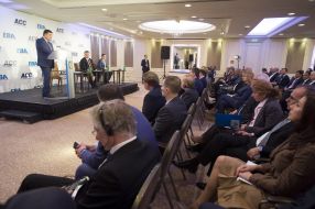 Vladimir Groisman, Petro Poroshenko