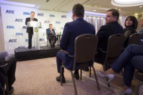 Vladimir Groisman, Petro Poroshenko