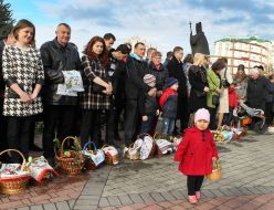 Освячення великодніх кошиків