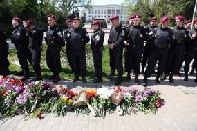 Law enforcement officers on the Kulykove Pole