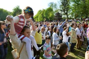 Festival "Easter in the grove"