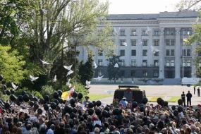 People free doves in the sky