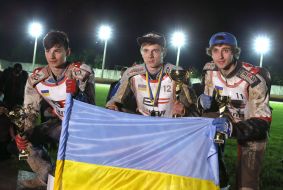 Dmytro Mostovyk, Stanislav Melnychuk and Vitaliy Lysak