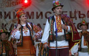 Гуцульський ансамбль пісні і танцю «Гуцулія»