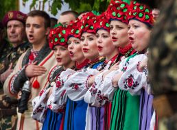 Участники фольклорного коллектива 