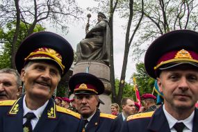 Участники церемонии открытия памятника Ивану Мазепе