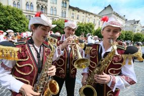 Day parade in Lviv