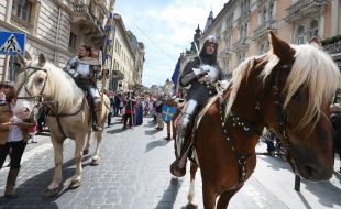 Day parade in Lviv