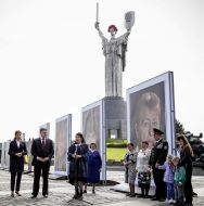 Photo exhibition "Mothers of Heroes"