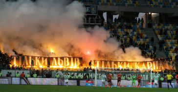 Fans of FC "Karpaty" (Lviv)