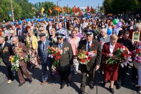 Участники марша “Бессмертный полк”