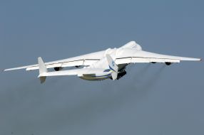 AN-225 "Mriya"