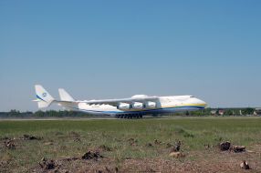 AN-225 "Mriya"