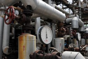 Shebelinske department for processing gas condensate and oil