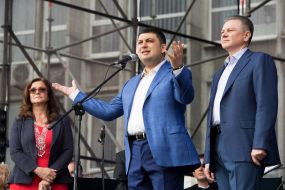 Volorymyr Groisman and Sergiy Morgunov