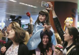 People met Jamalа at the airport