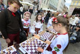 Children's chess tournament in embroidery