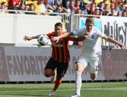 Playing moment of match