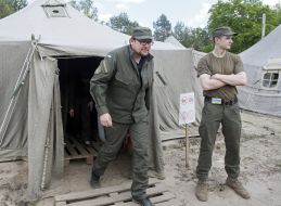 Artists at the training center of the National Guard