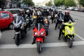 Motorcyclists are picketing the Kharkov City Council