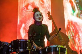 Фрік-кабаре "Dakh Daughters Band"