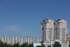 Житлові будинки на Оболоні