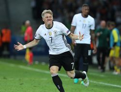 Бастиан Швайнштайгер