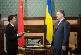 Petro Poroshenko and Du Wei