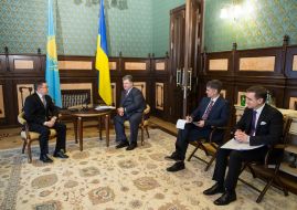 Петро Порошенко та Самат  Ордабаєв