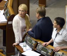 Yulia Tymoshenko, Oleksandr Abdullin and Nadezhda Savchenko