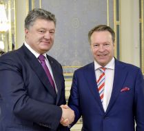 Petr Poroshenko and Ilkka  Kanerva