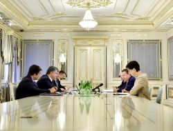 Petr Poroshenko and Ilkka  Kanerva