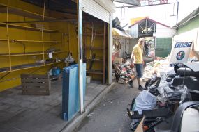 Погром на автомобильном рынке