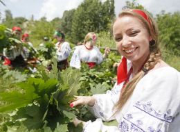 Girls in Ukrainian national costumes
