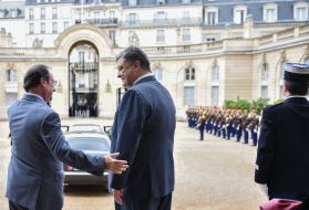 Petro Poroshenko and Francois Hollande