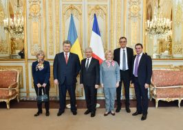 Petro Poroshenko and Claude Bartolon