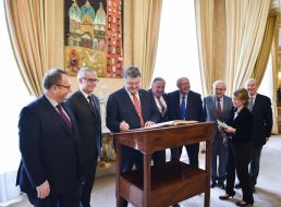 Petro Poroshenko and Gerard Larche