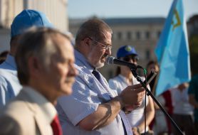 Refat Chubarov