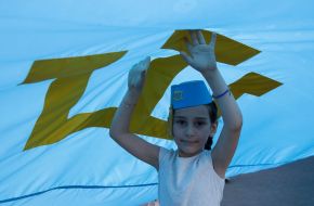 Crimean Tartars unfurled the national flag