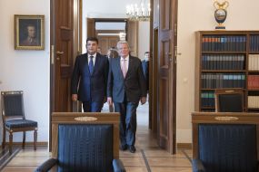 Vladimir Groisman and Joachim Gauck