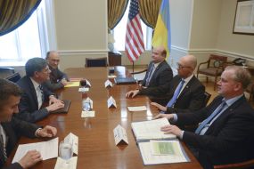 Арсеній Яценюк та Джейкоб Лью