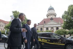 Vladimir Groisman and Andrey Melnik