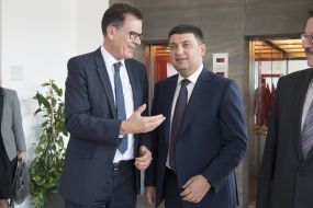 Vladimir Groisman and Gerhard Müller