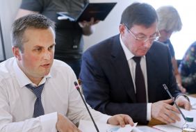 Nazar Holodnytskyy, Yuriy Lutsenkont