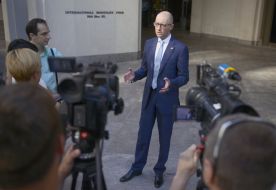 Arseniy Yatsenyuk