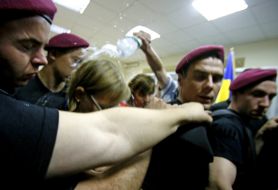 Clashes after the court session