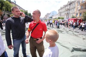 Activists Battalion "Aydar" on the street. Khreshchatyk
