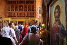 Первый всеукраинский крестный ход с молитвой за Украину